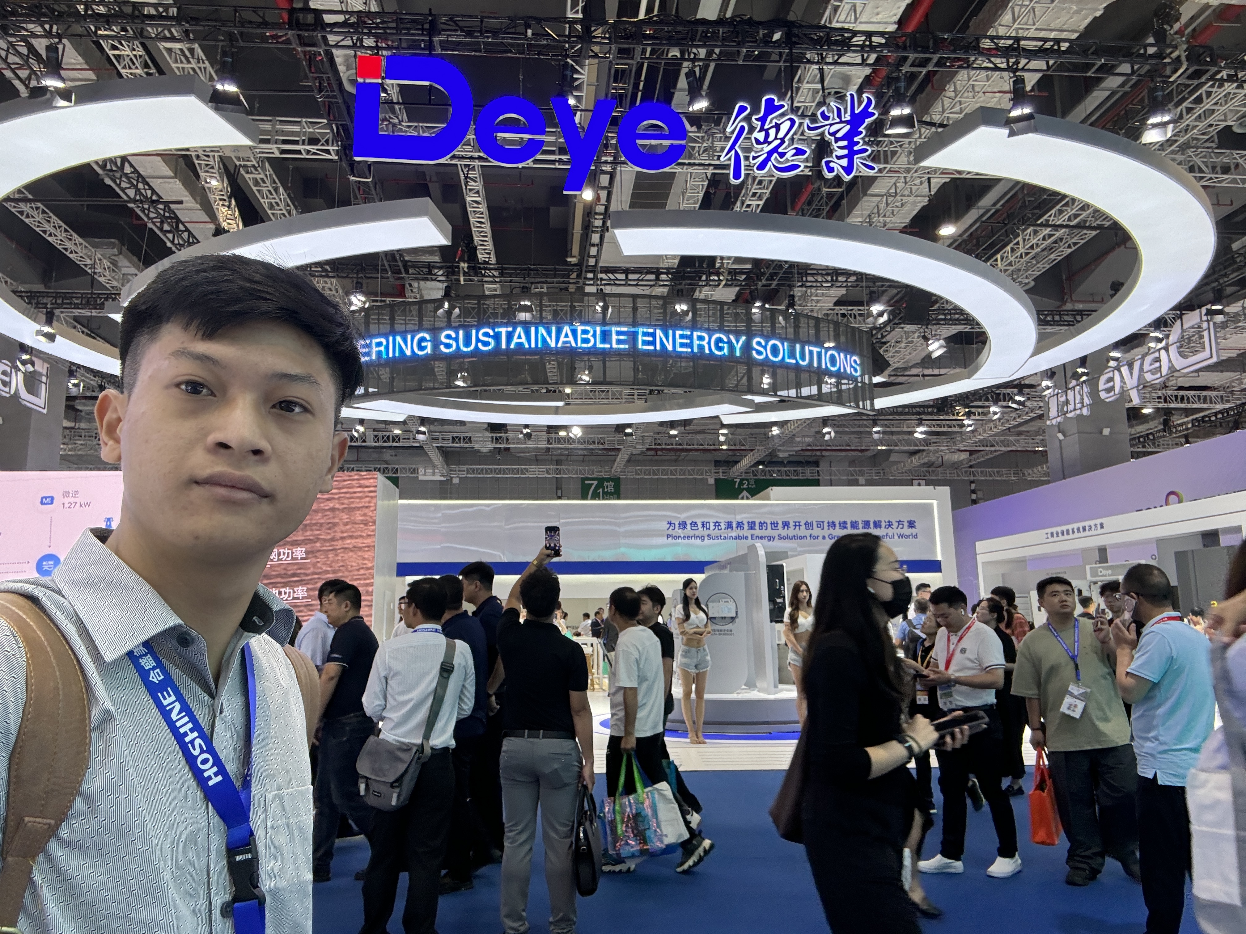 Deye Inverter Tại Triển Lãm Năng Lượng Mặt Trời Lớn Nhất Thế Giới